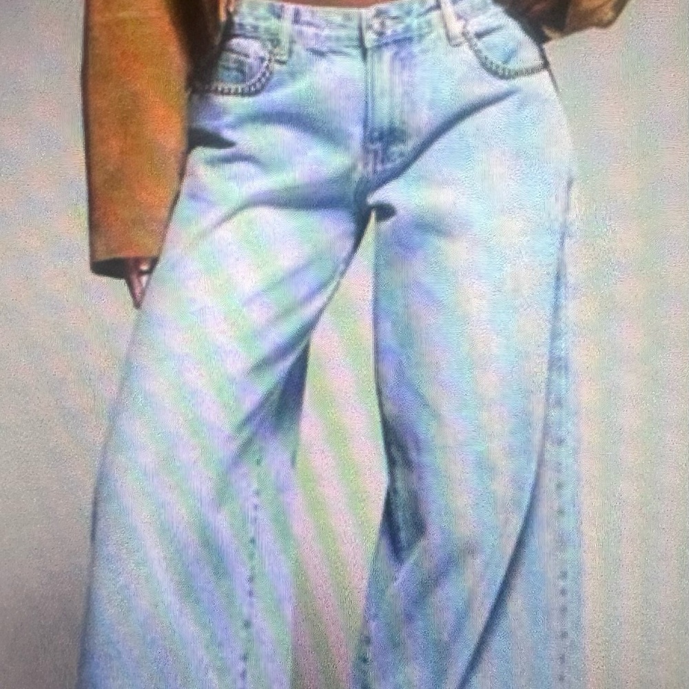 Princess Polly Jeans NWT with Beaded Pearlise Trim on pockets